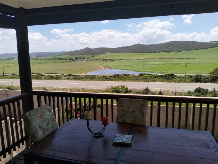 2 Bedroom Property for Sale in Reebok Western Cape